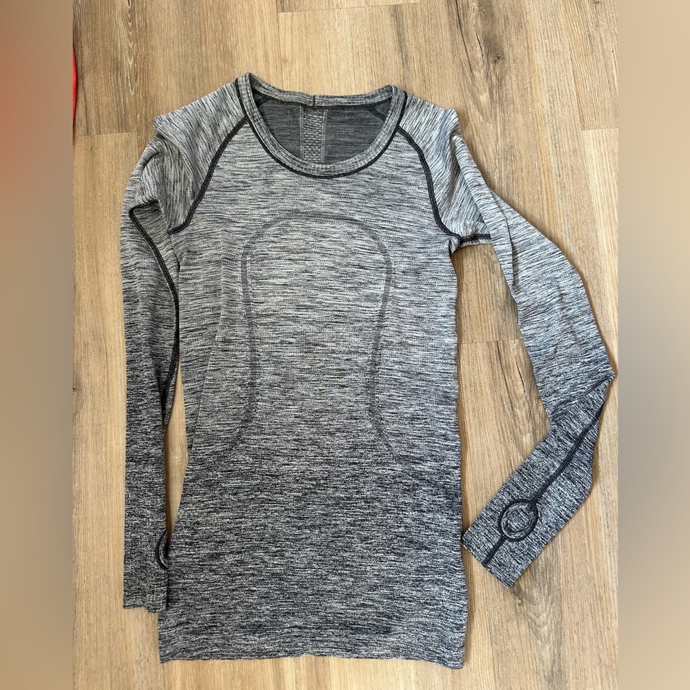Lululmeon Swiftly Tech Long Sleeve